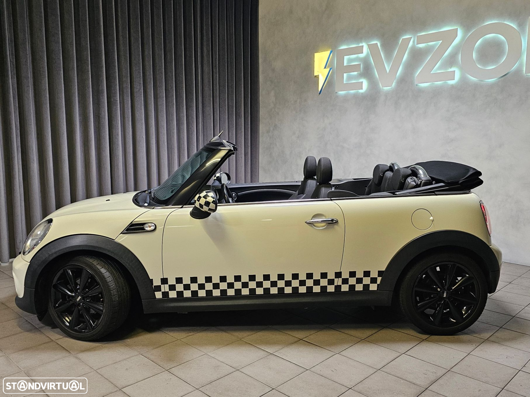 MINI Cabrio Cooper D - 4