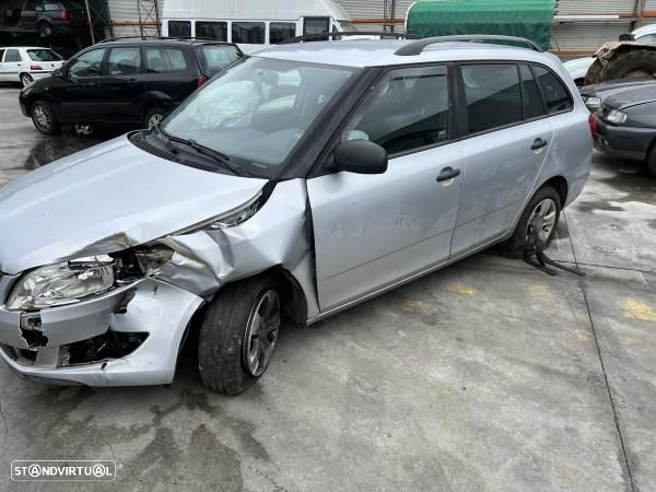 Para Peças Skoda Fabia Ii Combi (545) - 4