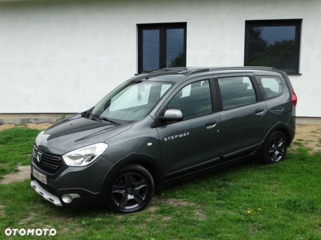 Dacia Lodgy TCe 115 Stepway - 1