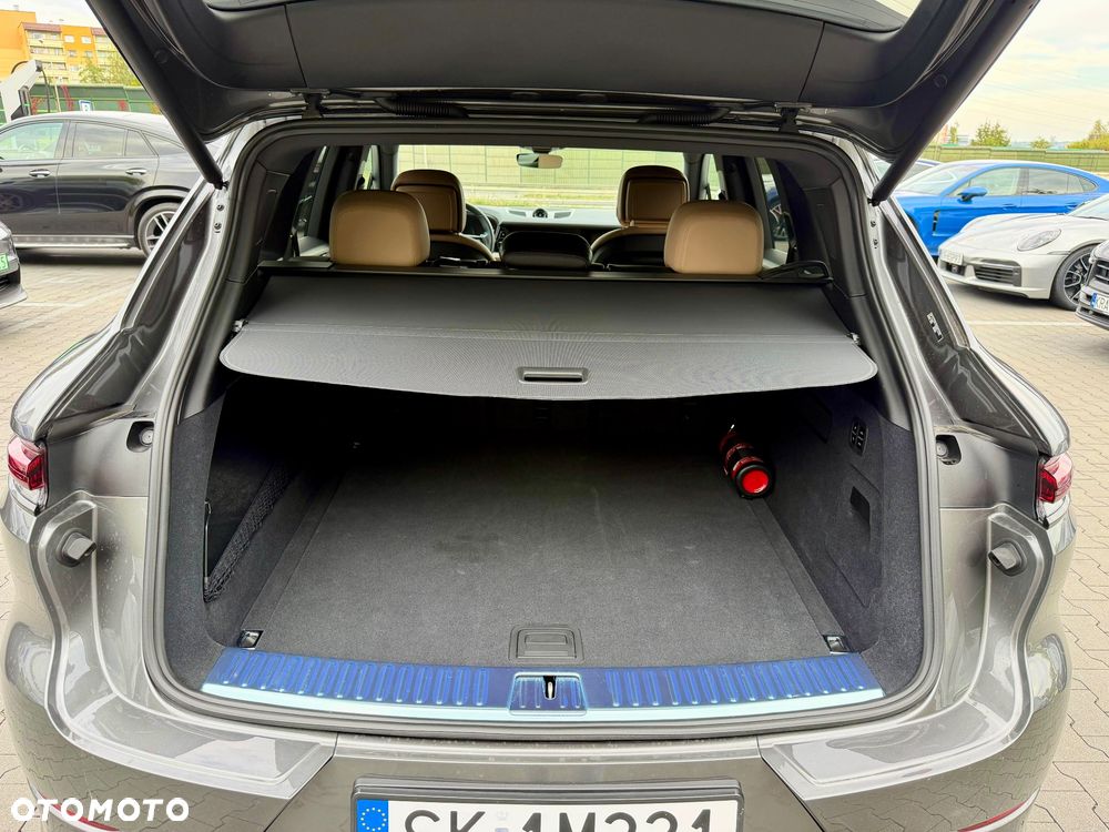Porsche Cayenne - 31
