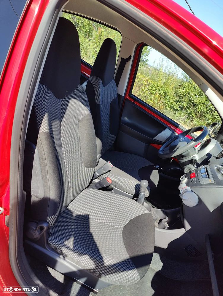 Toyota Aygo City - 2
