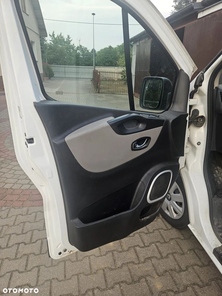 Renault TRAFIC - 5