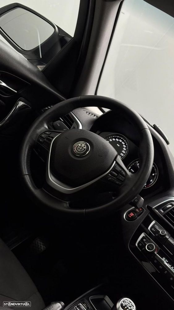 BMW 116 d Sport Line - 24