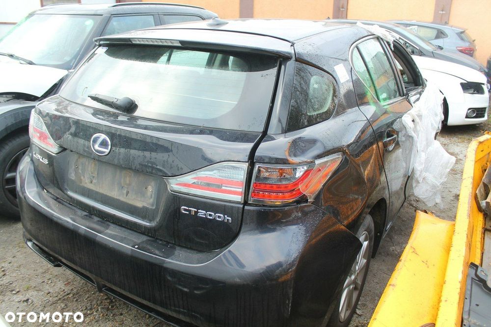 Lexus CT - 5