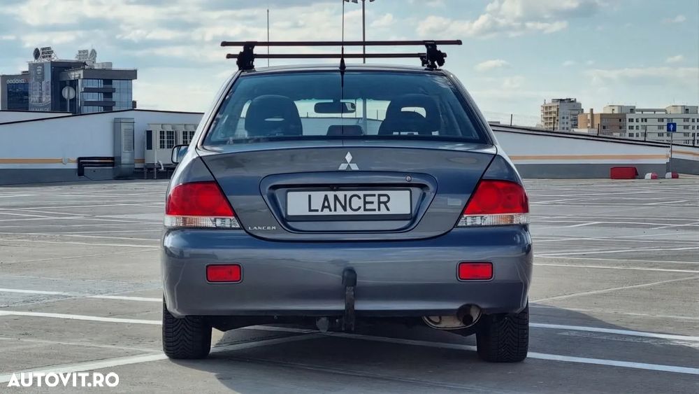 Mitsubishi Lancer 1.6 Invite - 5