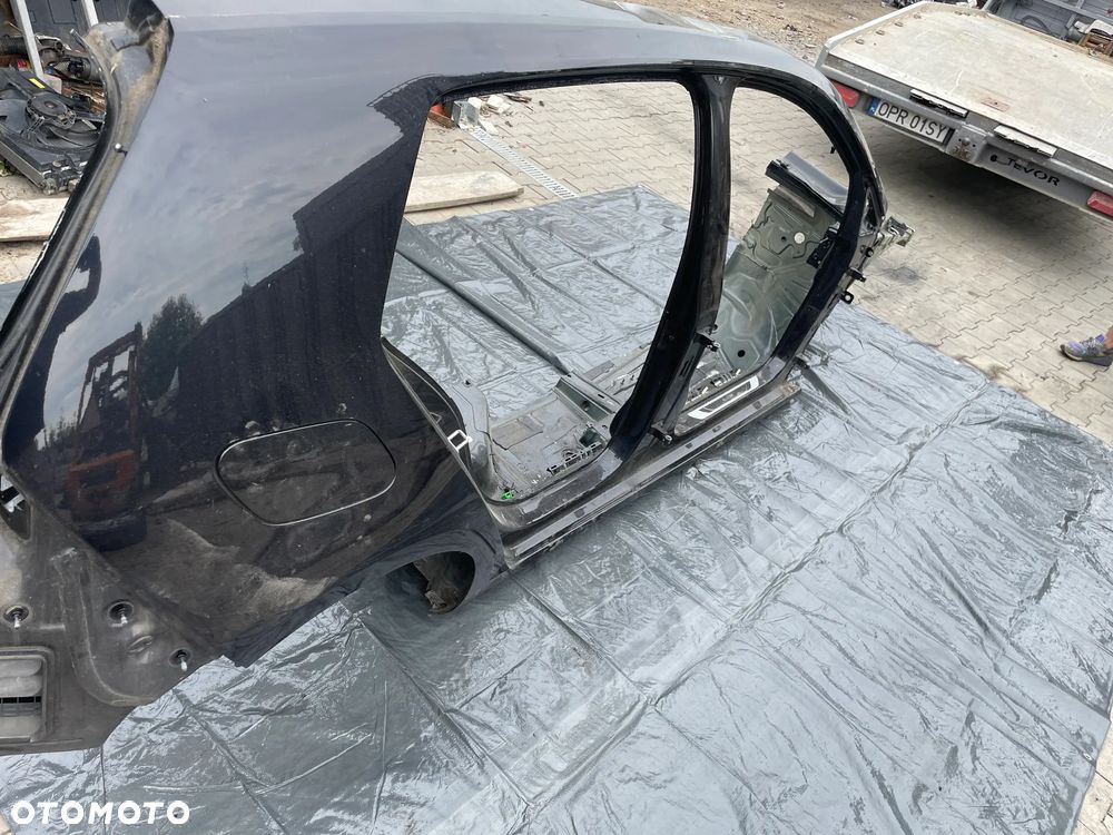 Vw GOLF VII błotnik prawy tył HB ćwiartka CZARNA - 2