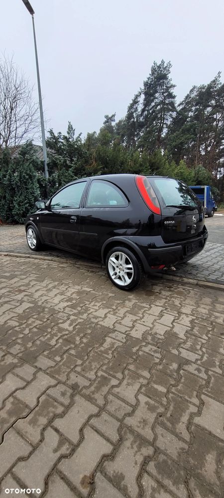 Opel Corsa 1.2 16V - 24