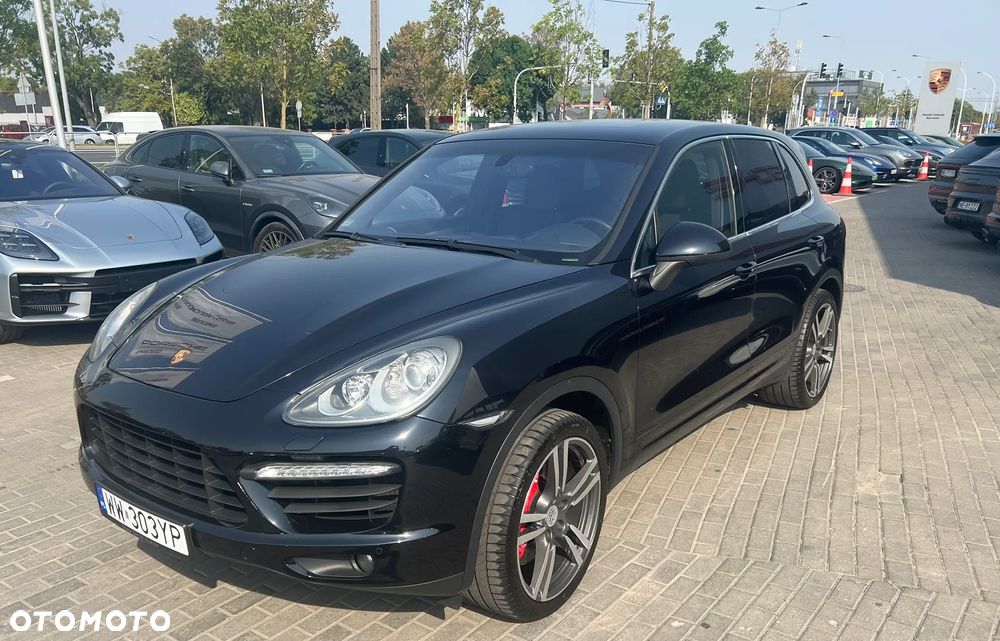 Porsche Cayenne Turbo - 1