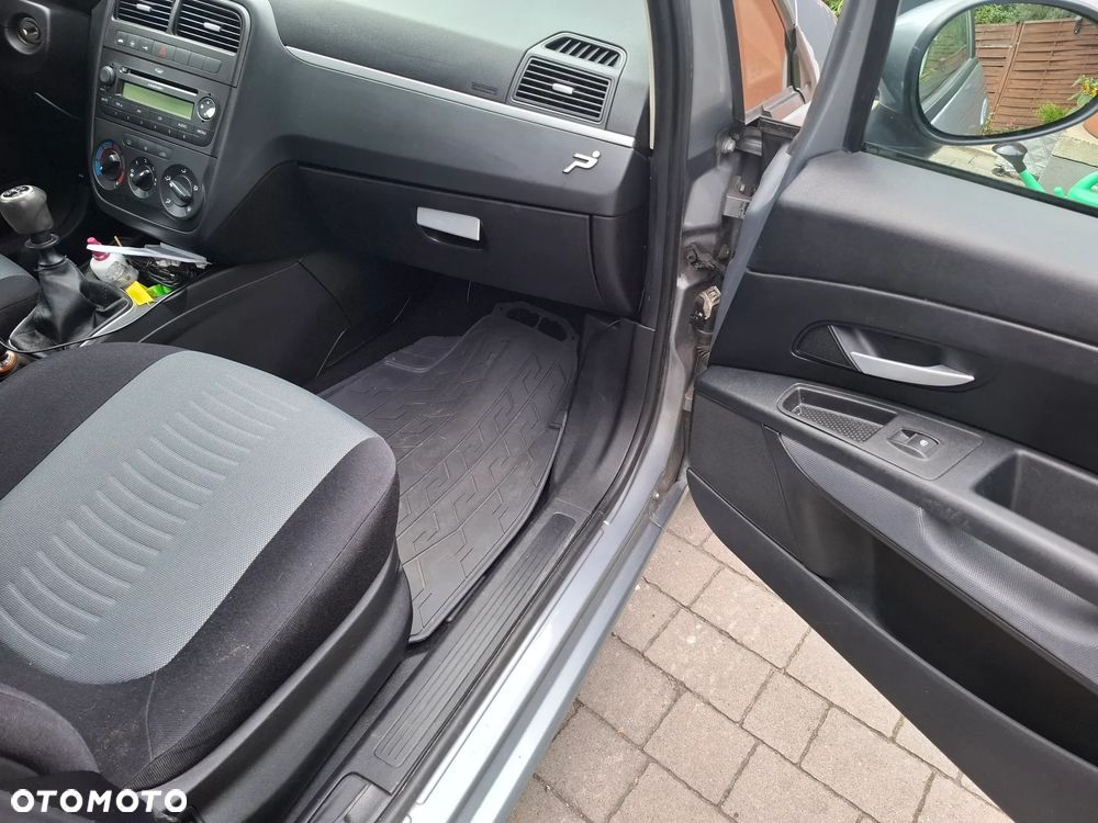 Fiat Punto - 9
