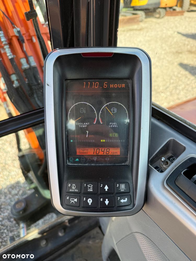 Doosan DX63-3 - 17