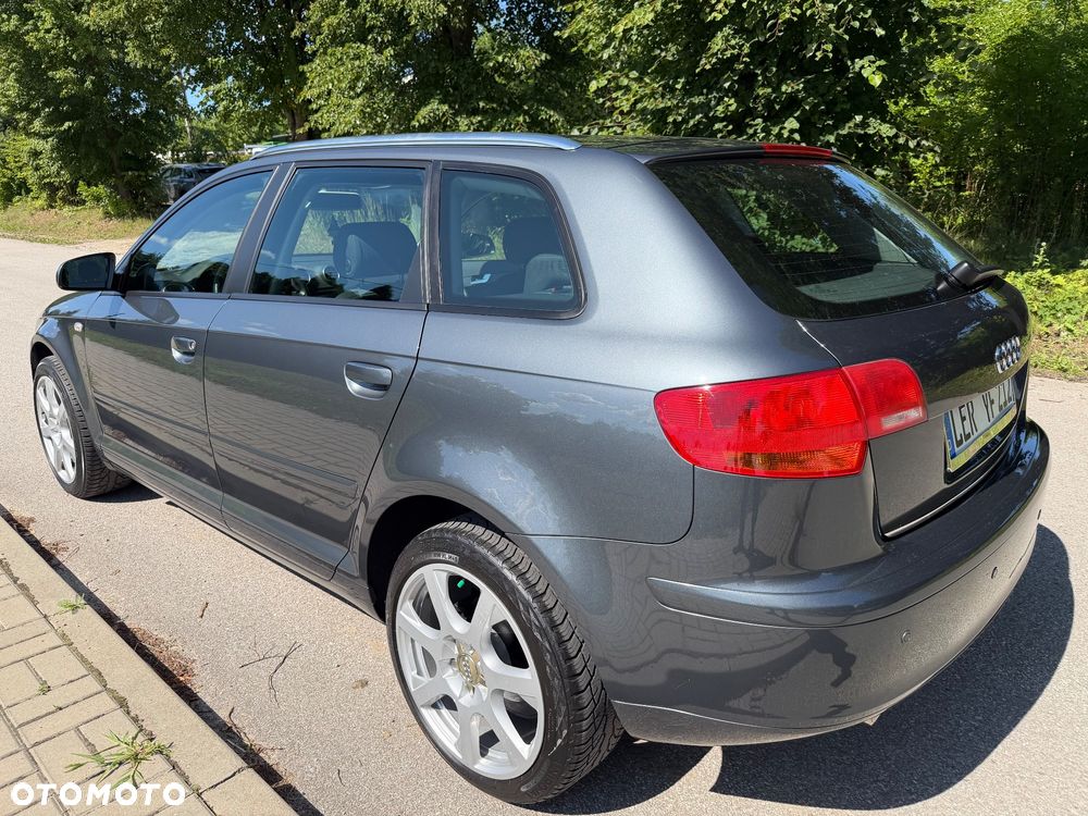 Audi A3 Sportback 1.6 Ambiente - 15