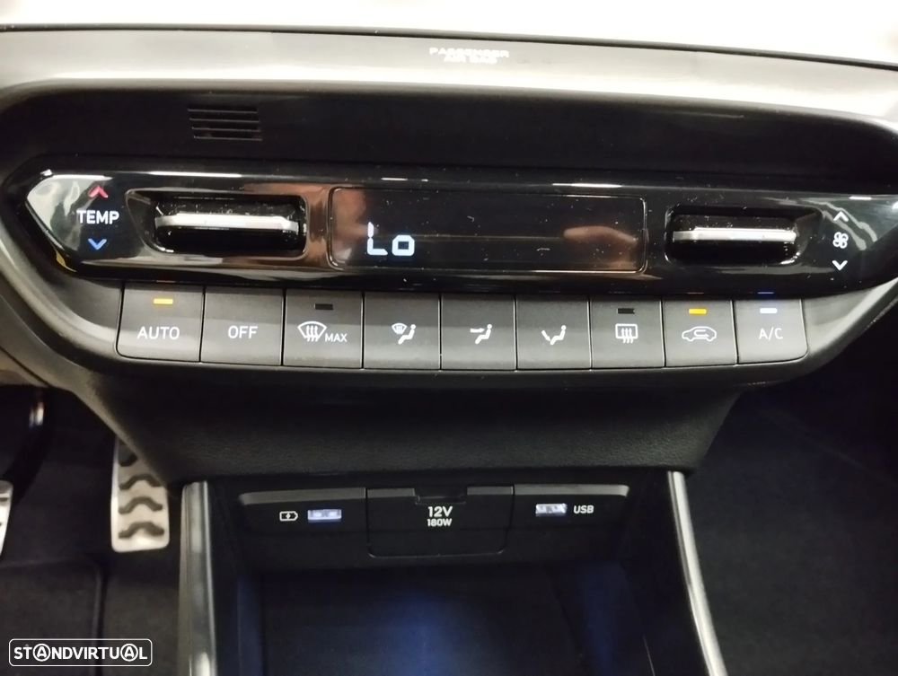 Hyundai Bayon 1.0 T-GDI Premium - 28