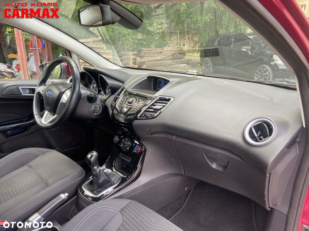 Ford Fiesta - 24