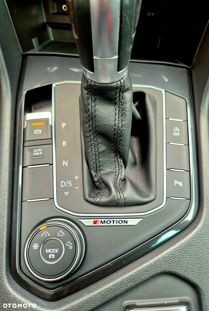 Volkswagen Tiguan 2.0 TSI 4Mot Perfectline R-Style DSG - 37