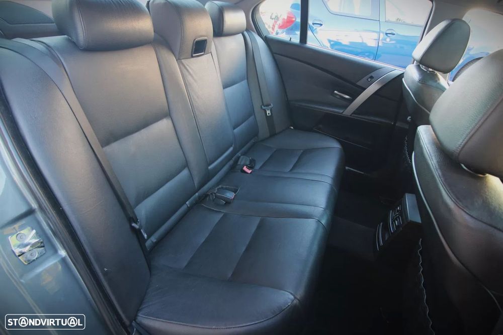 BMW 525 dA - 27