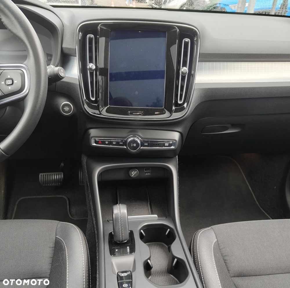 Volvo XC 40 T5 AWD Momentum Pro - 14