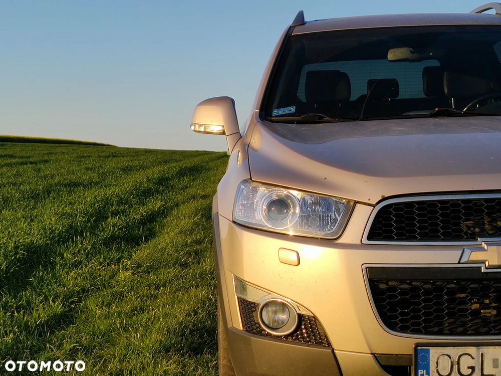 Chevrolet Captiva 2.2 D LTZ - 6