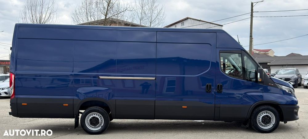 Iveco DAILY - 10