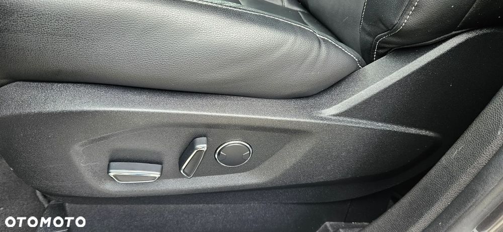 Ford S-Max 2.0 TDCi Titanium - 23