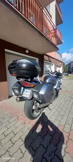 Yamaha FJR - 7