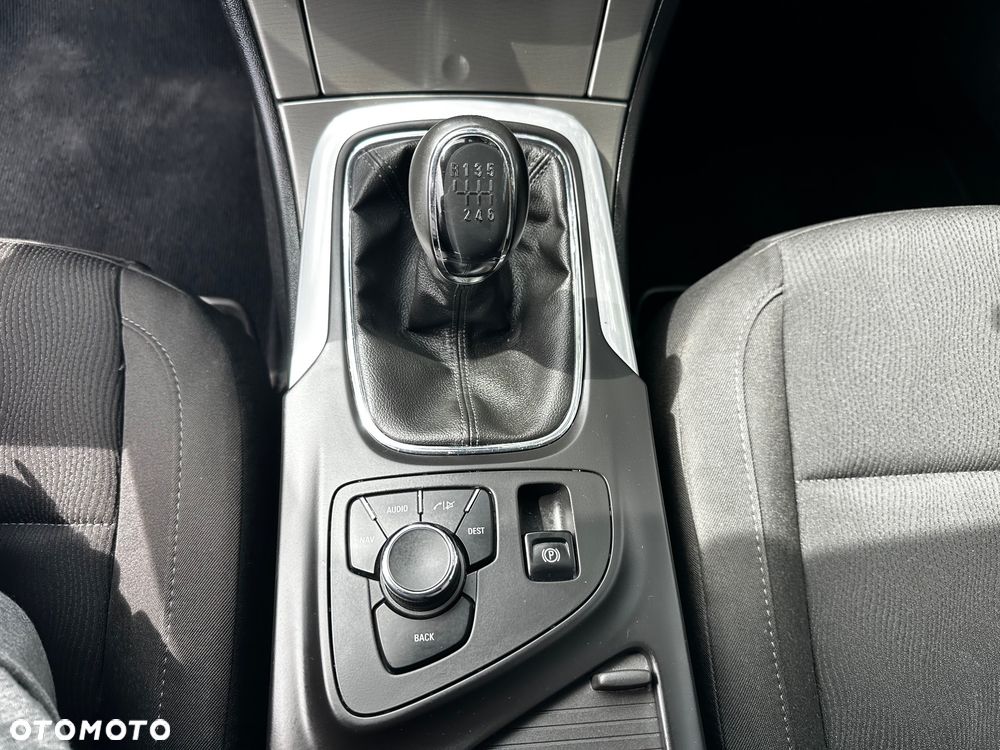Opel Insignia 1.6 Turbo Cosmo - 19