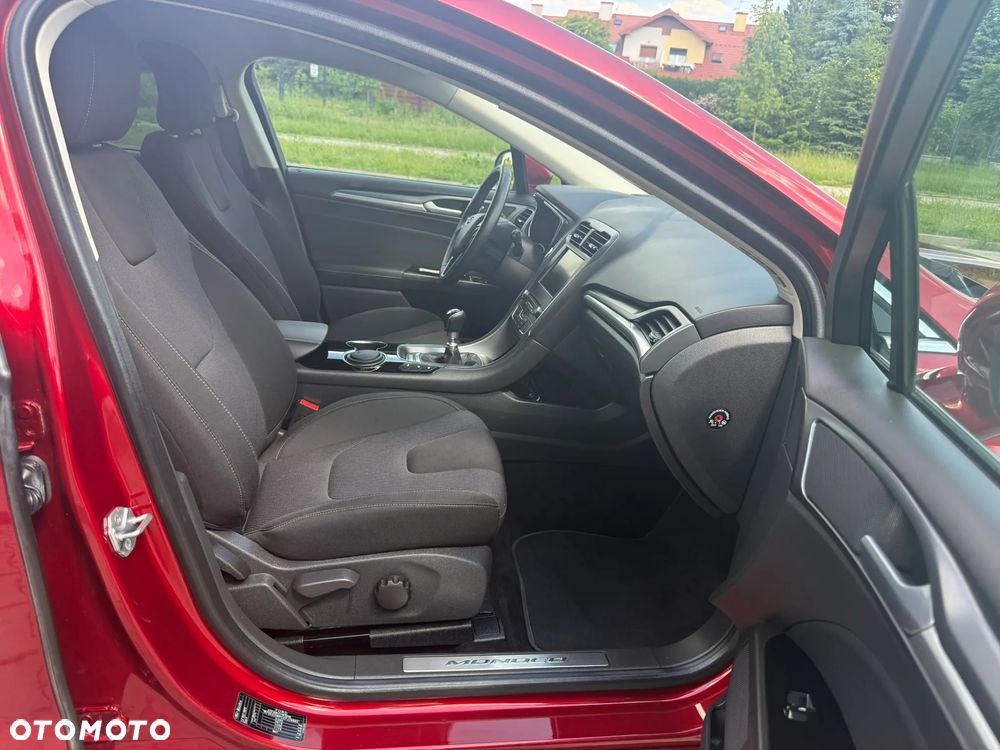 Ford Mondeo 2.0 TDCi STart-Stopp Titanium - 32