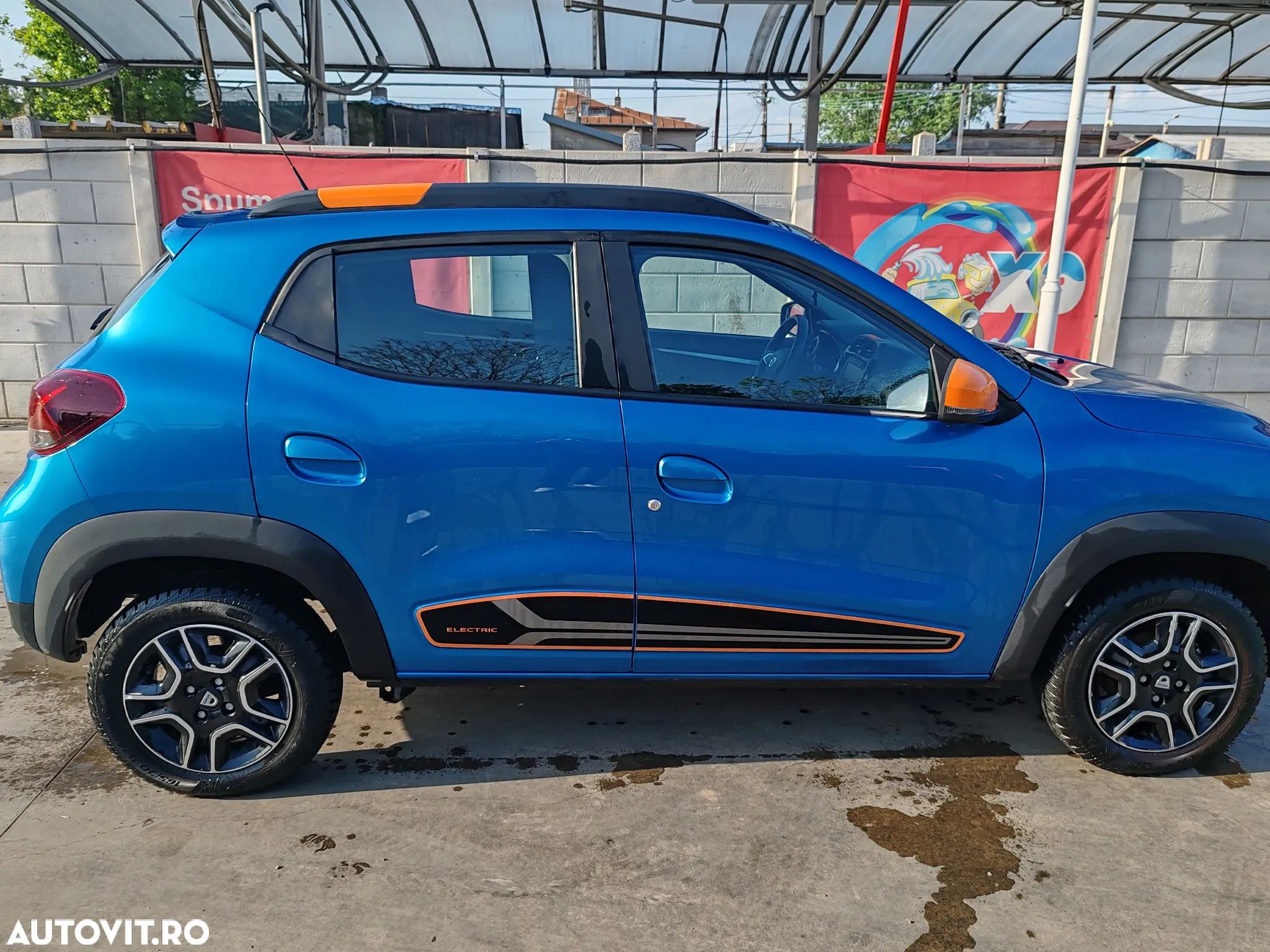 Dacia Spring Expression - 1