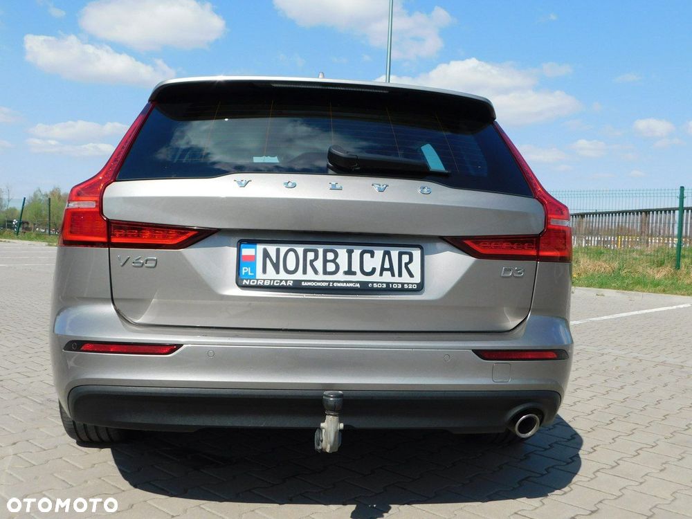Volvo V60 D3 Momentum Pro - 37