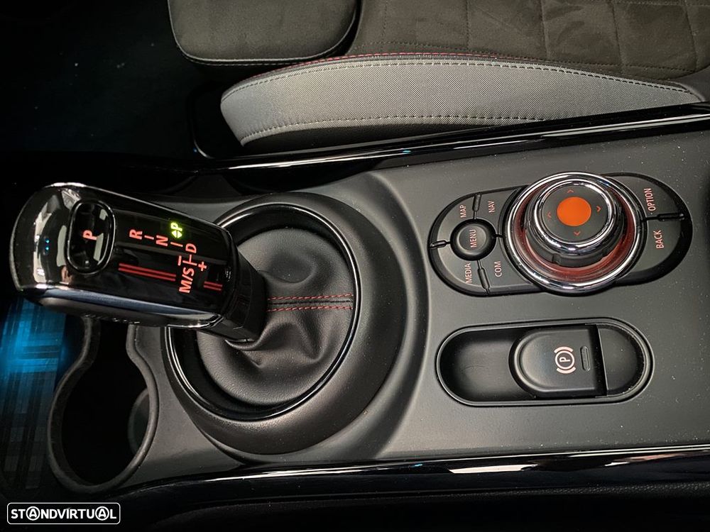 MINI Clubman John Cooper Works ALL4 - 28