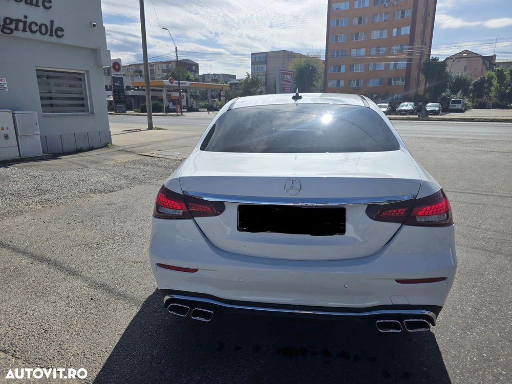 Mercedes-Benz E 220 d 4MATIC 9G-TRONIC - 2
