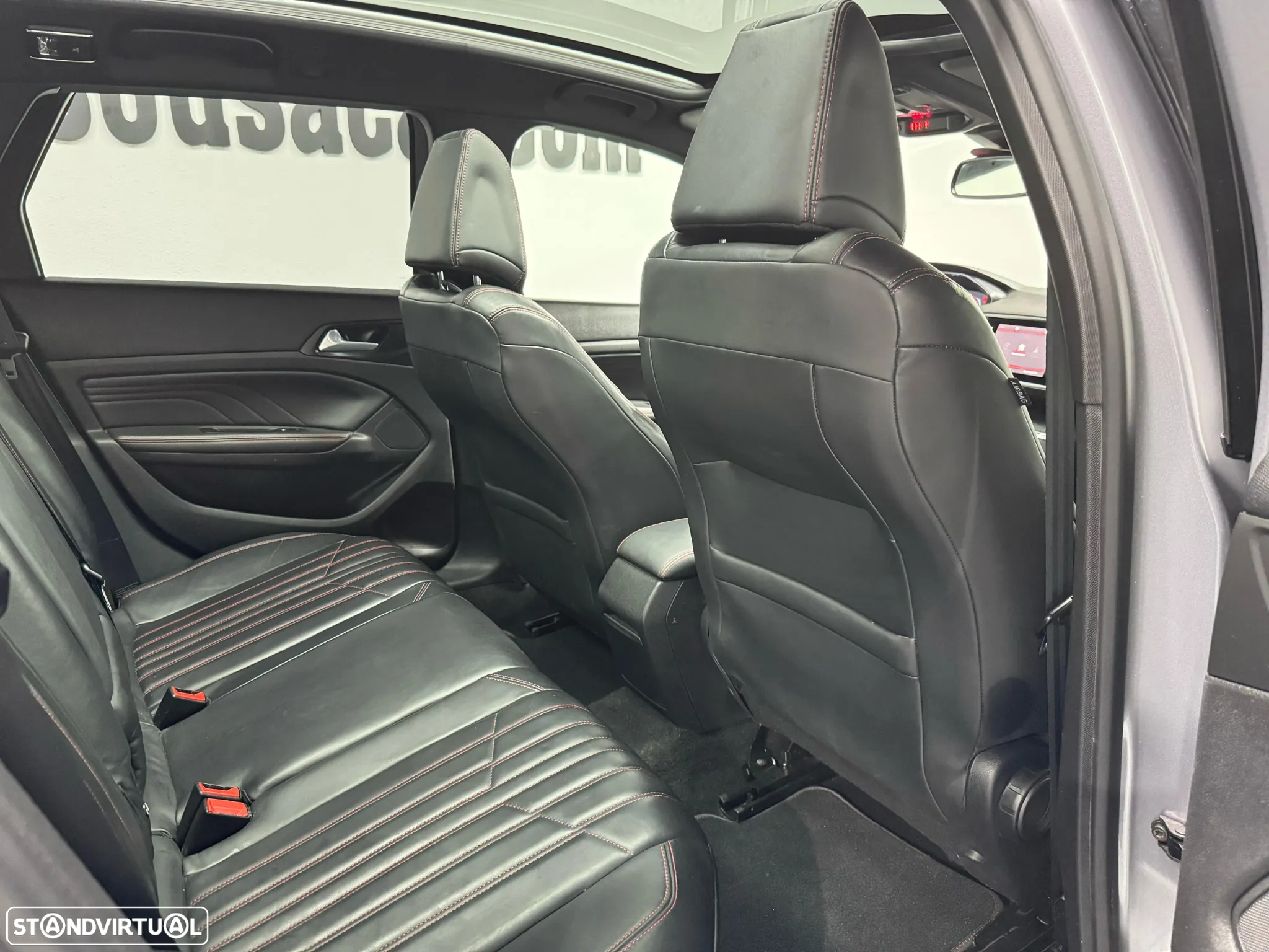 Peugeot 308 SW 1.5 BlueHDi GT EAT8 - 20