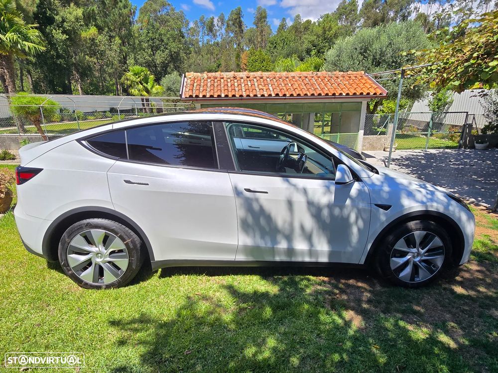 Tesla Model Y Standard - 7