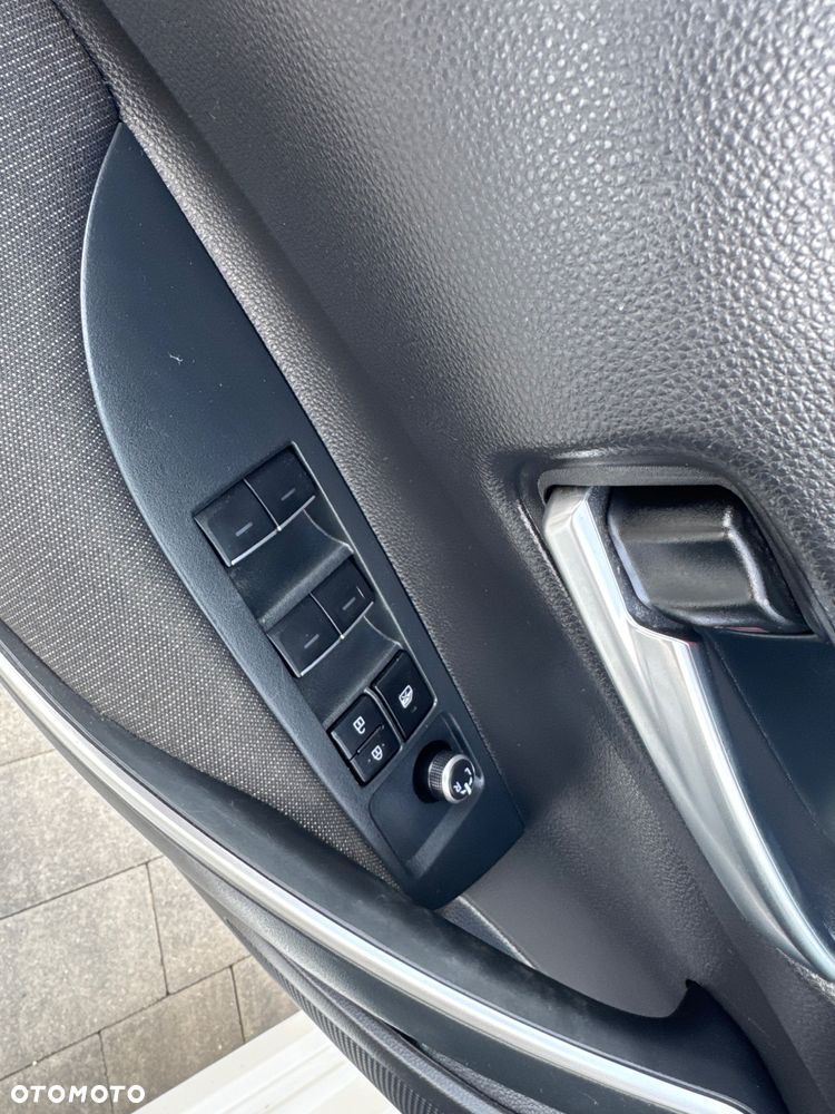 Toyota Corolla 1.8 Hybrid Comfort - 26