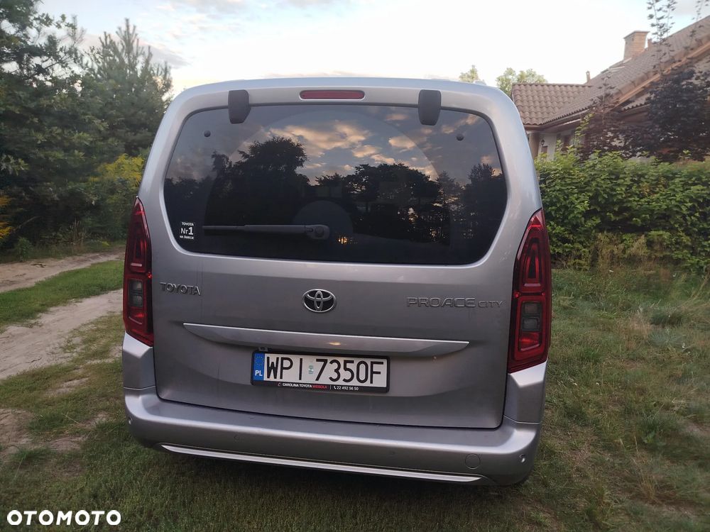 Toyota Proace City Verso 1.5 D-4D Family - 4