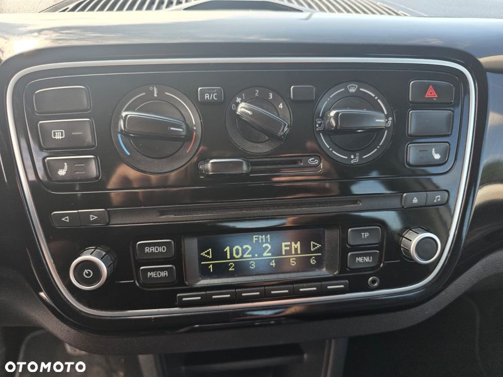 Volkswagen up! - 23