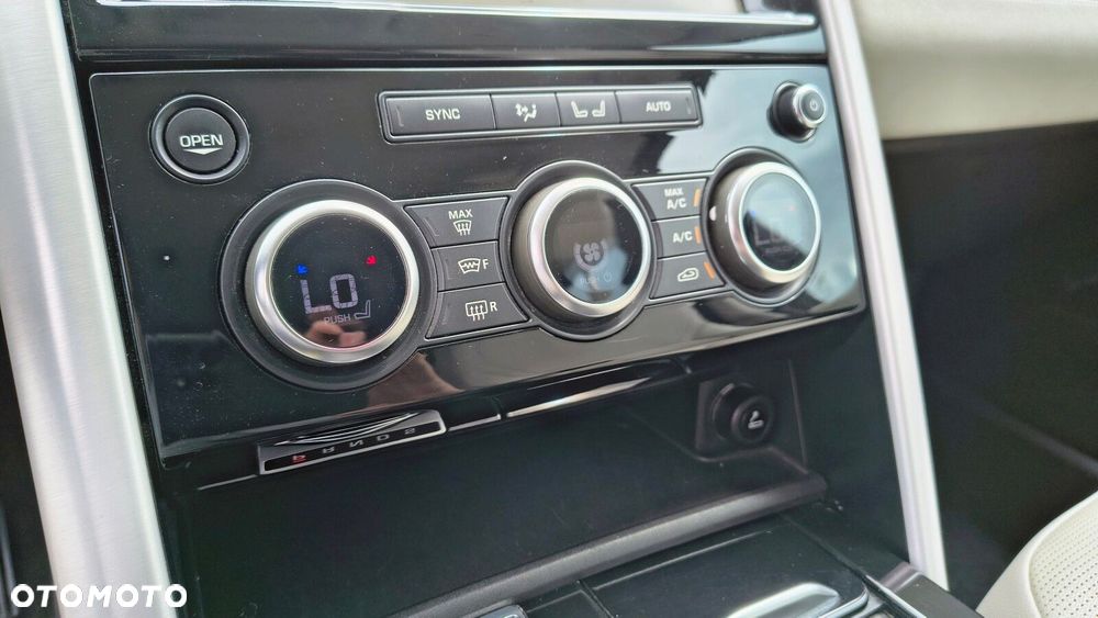 Land Rover Discovery - 34