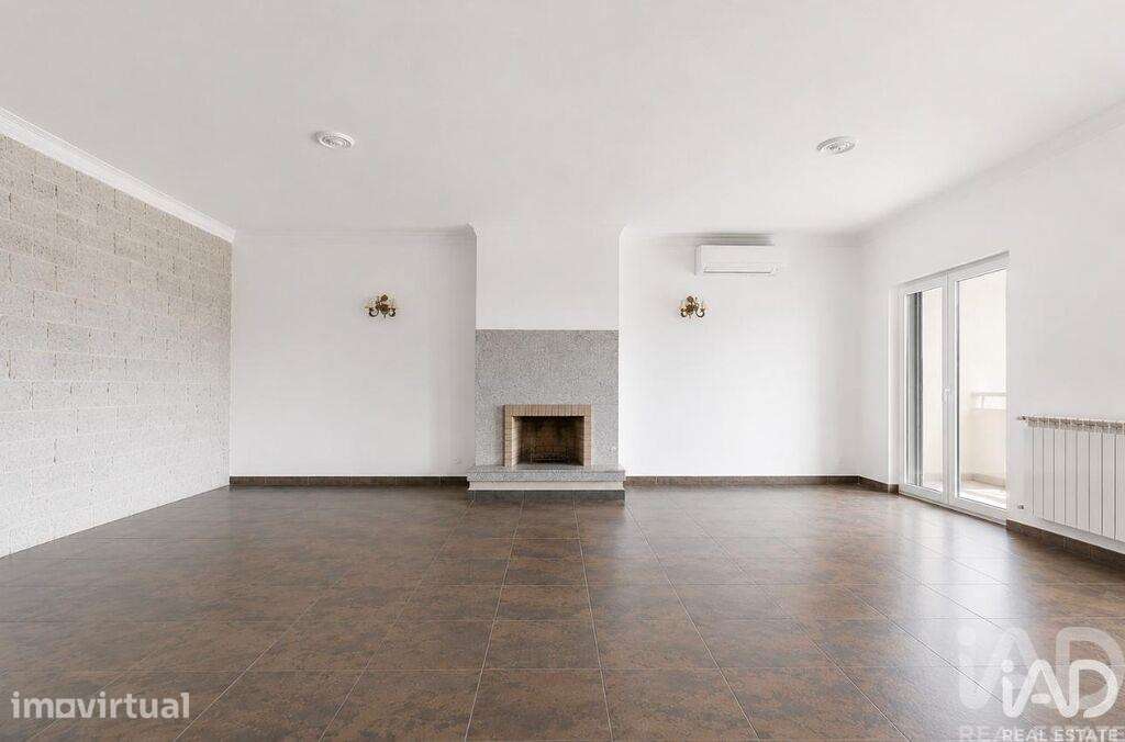 Casa / Villa T5 em Barcarena de 301 m2 - Grande imagem: 5/35