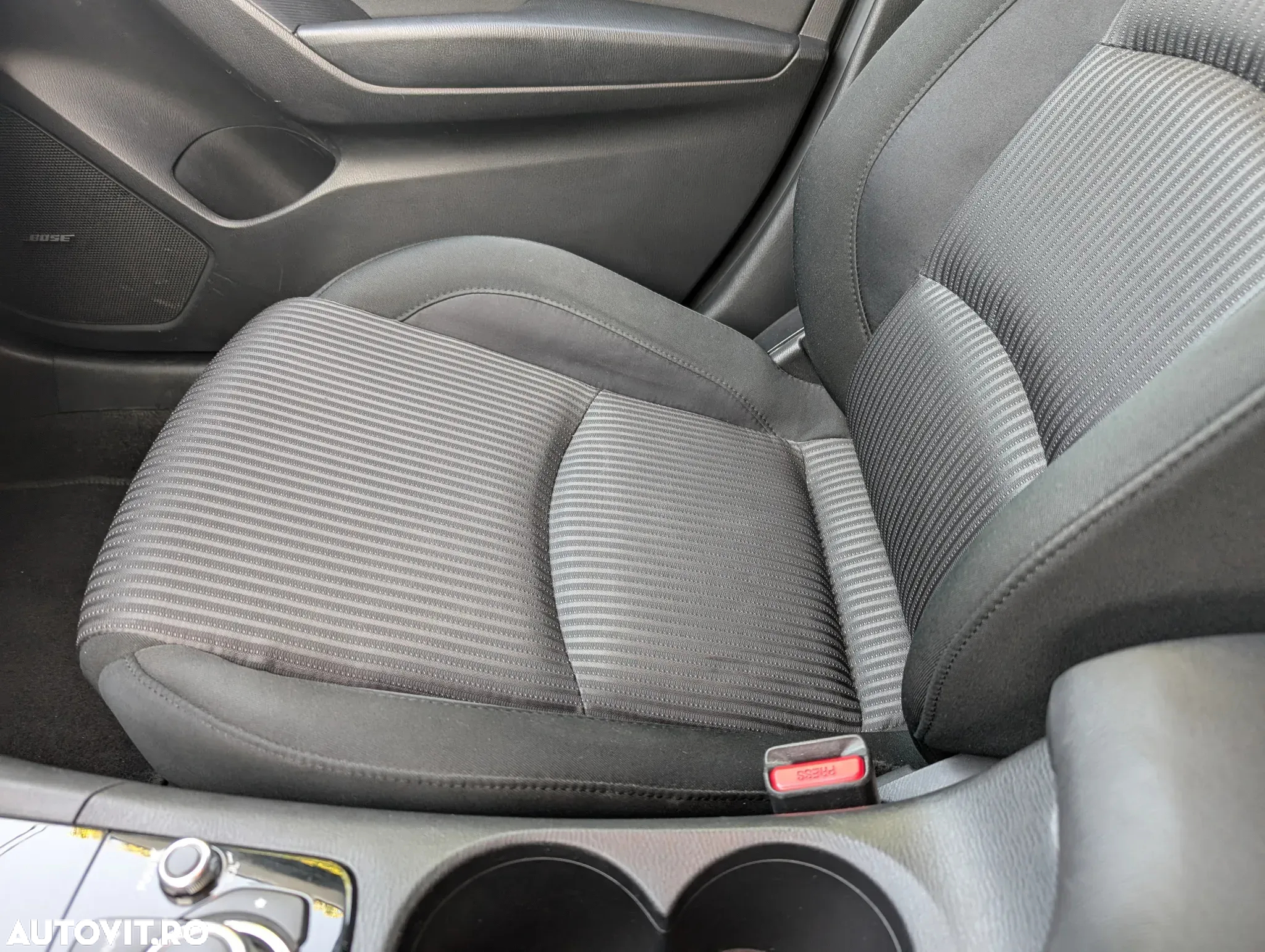 Mazda 3 G120 Revolution Top - 16