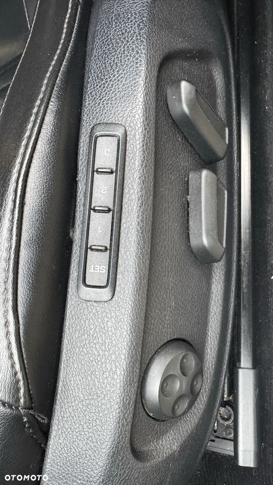 Volkswagen Passat 2.0 TSI Highline - 15