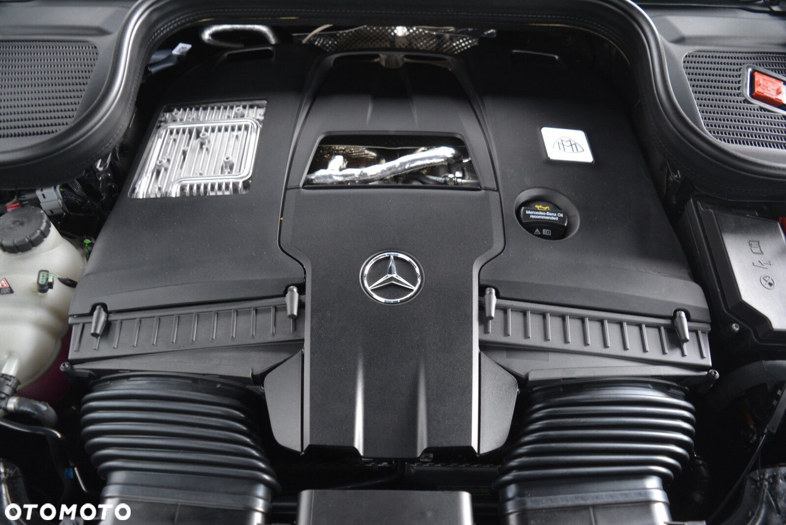 Mercedes-Benz GLS - 8