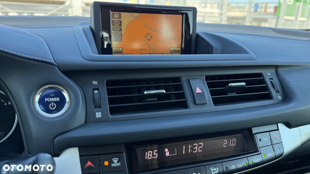 Lexus CT 200h Prestige - 19