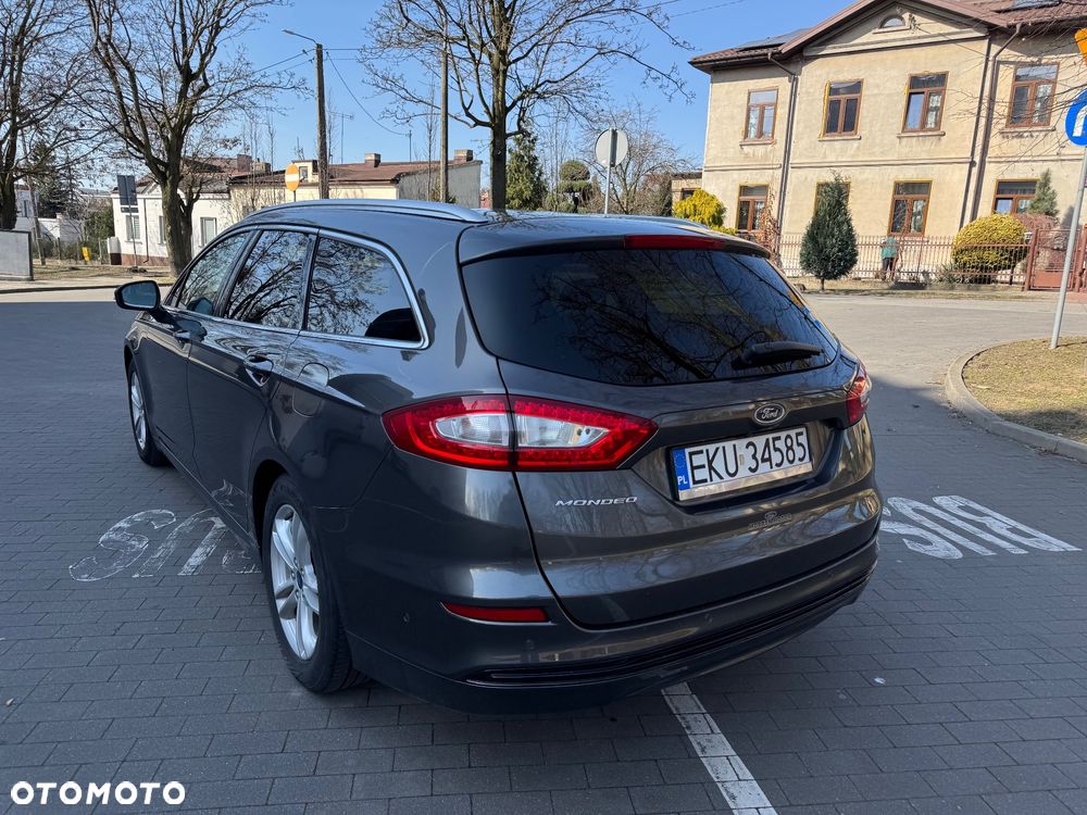 Ford Mondeo - 12