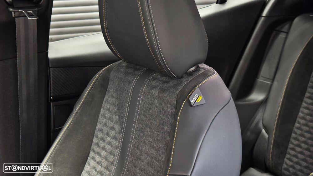 Peugeot e-2008 50 kWh Allure Pack - 23