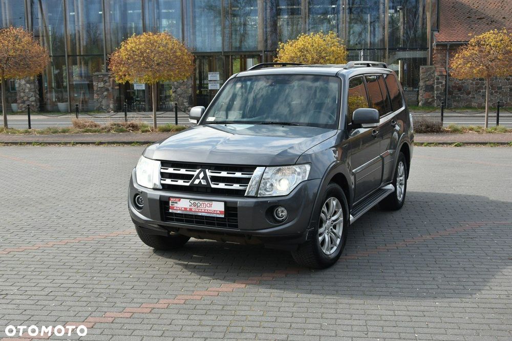 Mitsubishi Pajero - 15