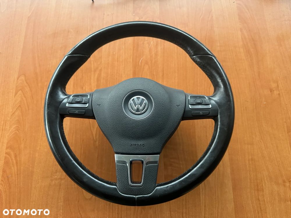 KIEROWNICA SKÓRA MULTIFUNKCJA VW PASSAT B7 R LINE - 1