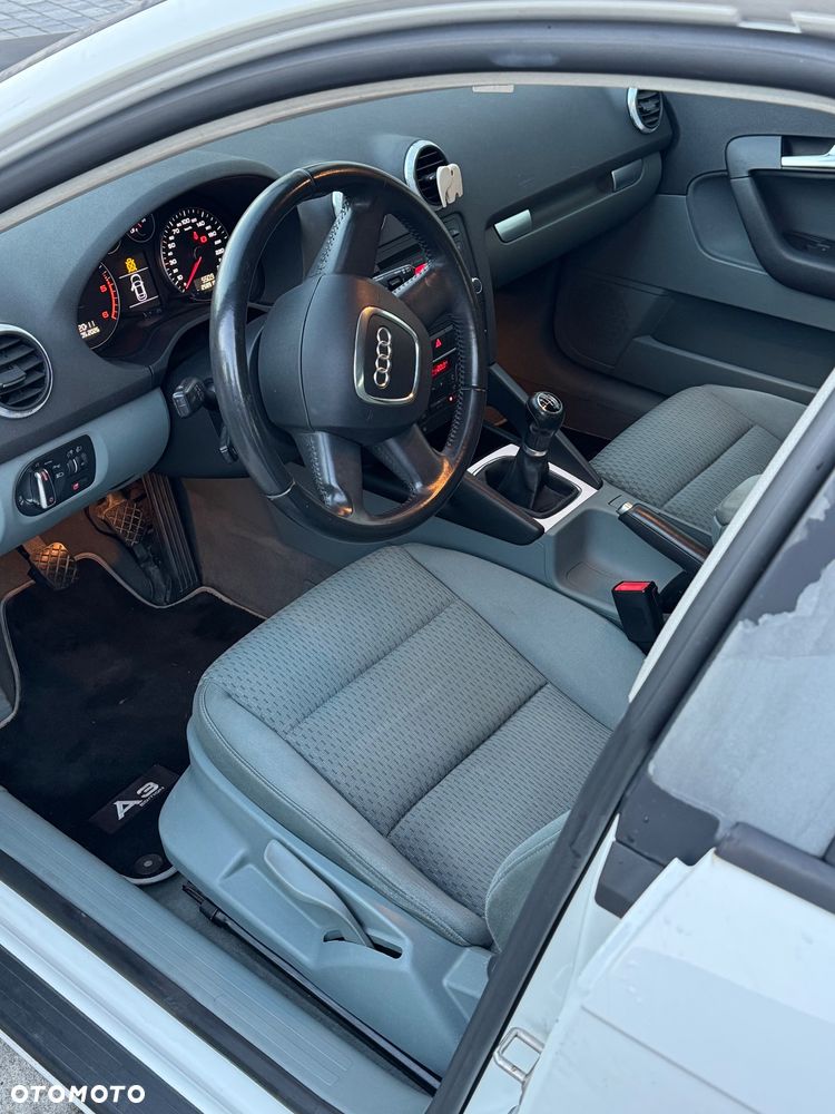 Audi A3 Sportback 2.0 TDI DPF Ambition - 5