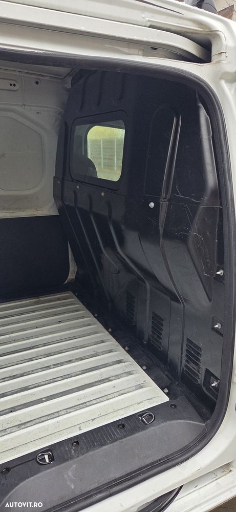 Dacia Dokker 1.5 Blue dCi Laureate - 13