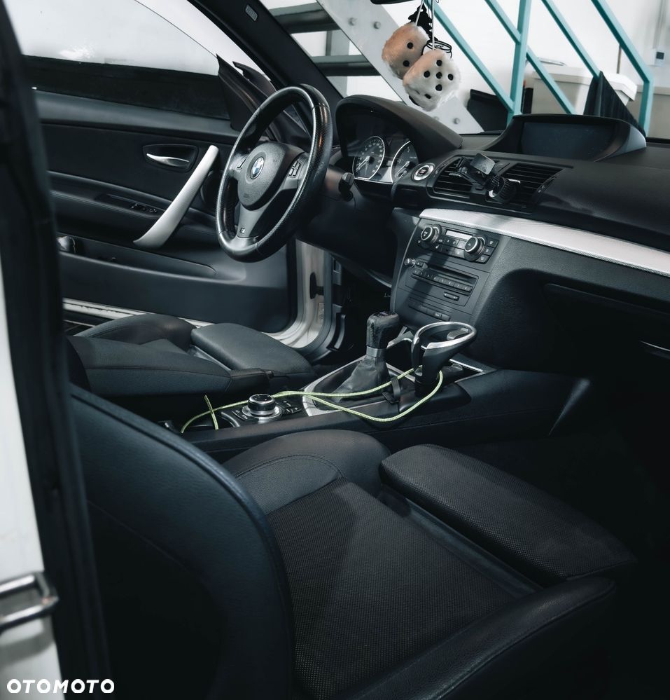 BMW Seria 1 120d - 4