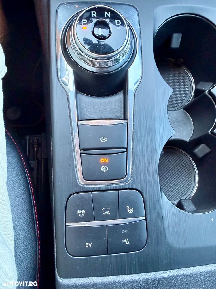 Ford Kuga 2.5 Duratec PHEV Vignale - 14