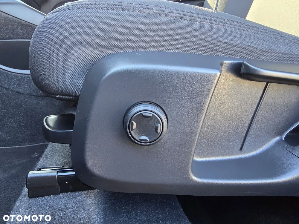 Volvo XC 40 - 15